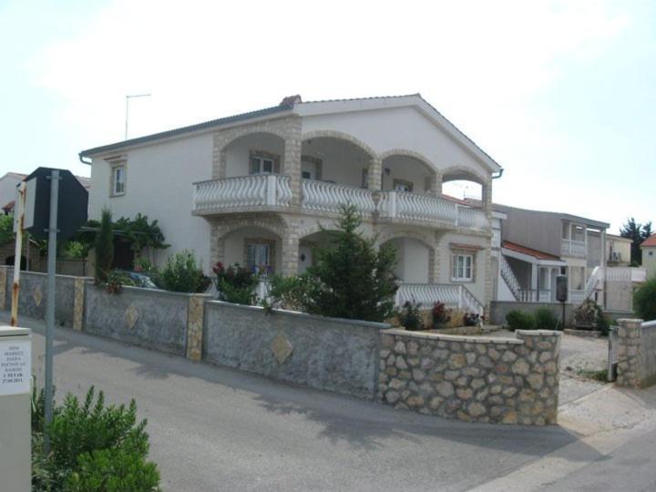 Apartmani Stjepan Veselko Вир Экстерьер фото